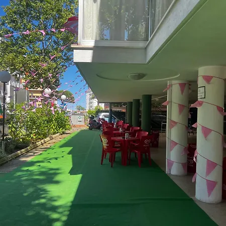 Napoleon Hotel 3*