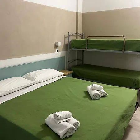 Napoleon Hotel 3*