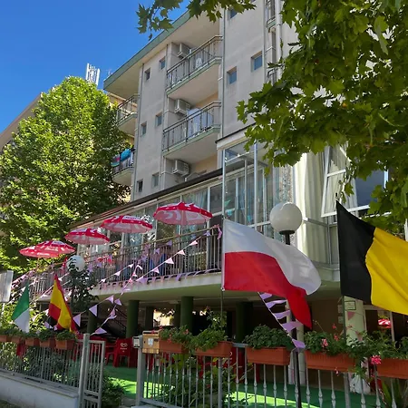 Napoleon Hotel 3*