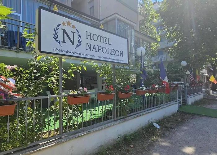 Napoleon 酒店