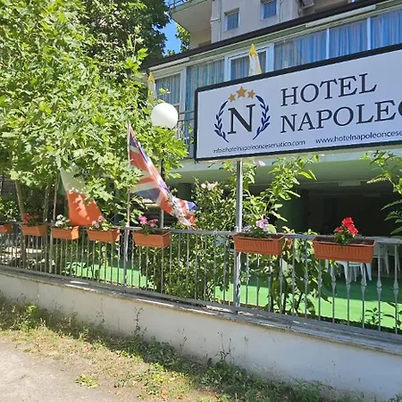 Ξενοδοχείο Napoleon 3*